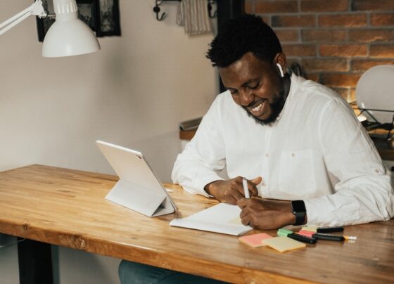 itau-social-oferece-mais-de-60-cursos-online-gratuitos;-veja-como-participar