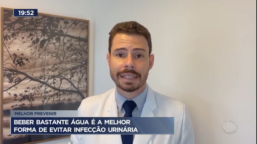 Beber bastante água é a melhor forma de evitar infecção urinária