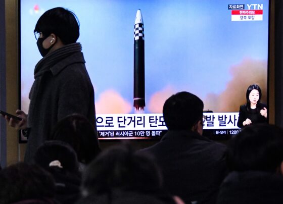 coreia-do-norte-dispara-misseis-balisticos-no-mar-do-japao