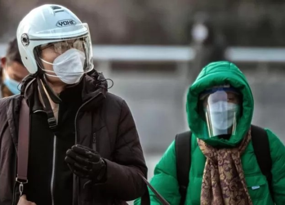 covid-na-china:-‘todo-mundo-que-conheco-esta-pegando’