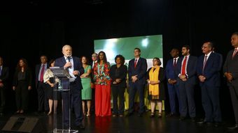 Lula aposta em velhos conhecidos para terceiro mandato no Planalto