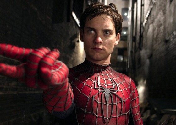 tobey-maguire-revela-quais-sao-seus-herois-favoritos,-incluindo-da-dc