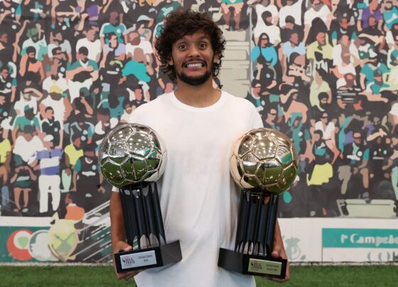 scarpa-ganha-skate-no-fantastico-e-da-presente-inusitado-pra-luva-de-pedreiro