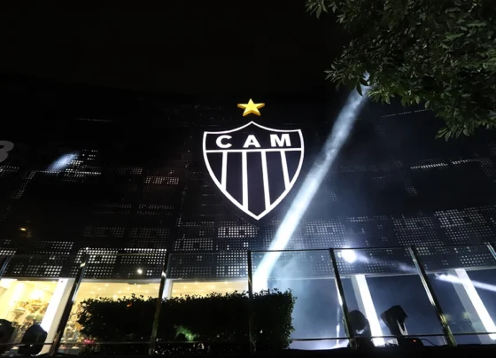 jogador-do-atletico-mg-se-complica-e-precisa-pegar-dinheiro-emprestado