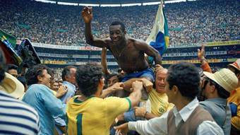Bolsonaro decreta luto oficial de três dias em razão da morte de Pelé