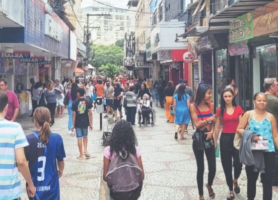 comercio-gerou-45-vagas-em-novembro-em-vicosa