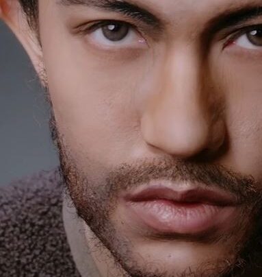 neymar,-e-voce?-chinesa-usa-maquiagem-para-se-transformar-em-craque-e-divide-opinioes-na-internet;-veja-imagens