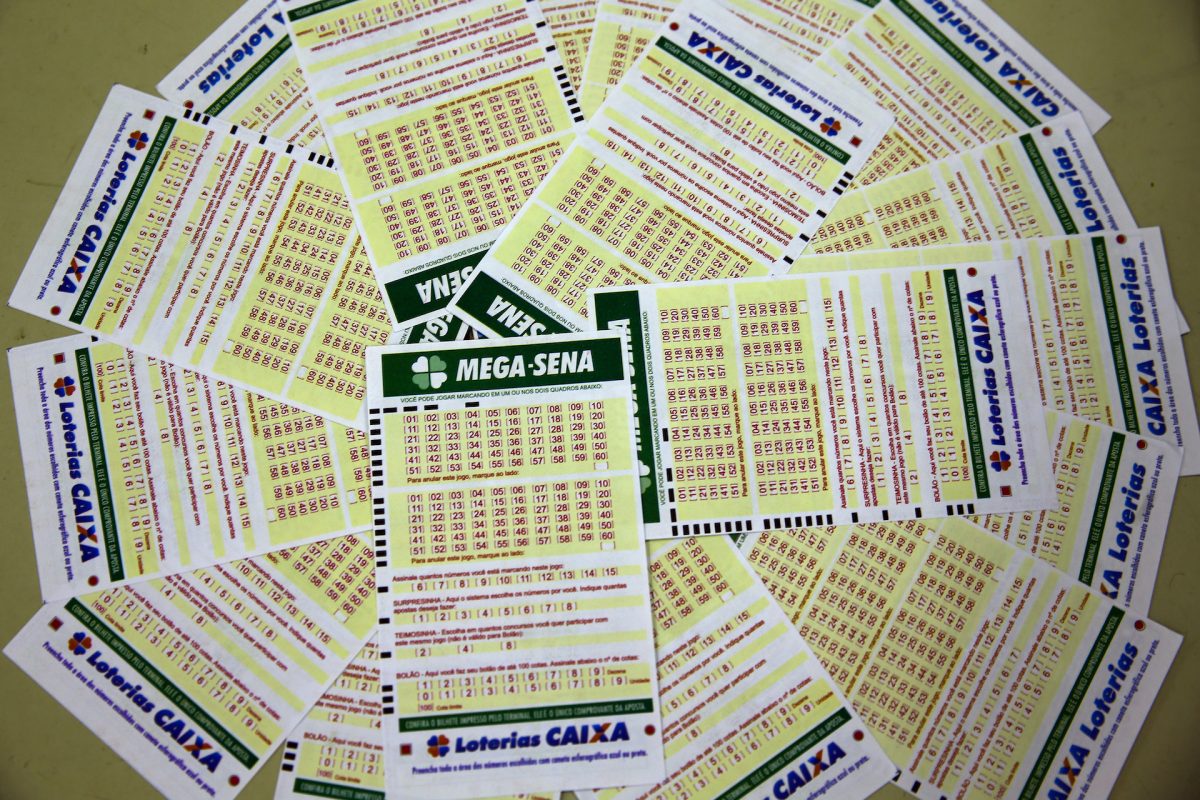 Mega-Sena 2548 será sorteada nesta quarta (14) e prêmio é de R$ 135 milhões