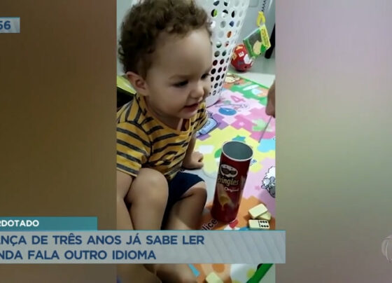 crianca-de-tres-anos-chama-atencao-por-saber-ler-e-falar-outro-idioma