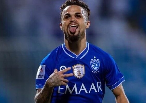 ex-flamengo,-michael-se-aproxima-de-acerto-com-gremio