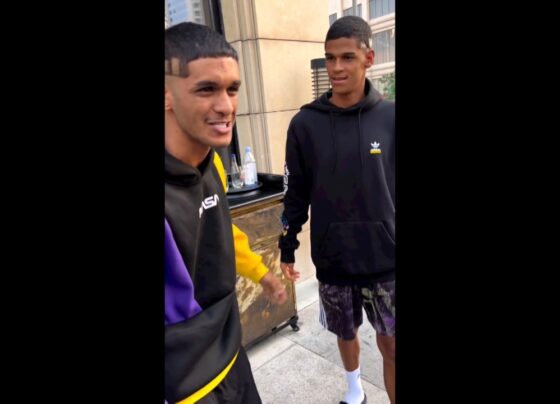 no-catar,-luva-de-pedreiro-conhece-sosia-arabe-e-agita-as-redes-sociais:-‘luvaverso’