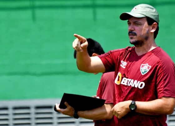 lateral-e-capitao-do-penta,-cafu-defende-diniz-na-selecao-brasileira