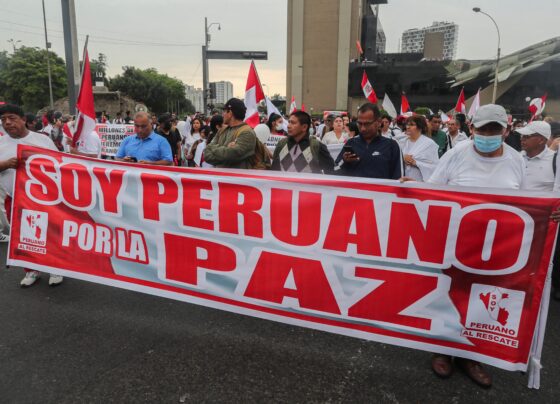 presidente-do-peru-descarta-renuncia-e-insiste-que-congresso-antecipe-eleicoes