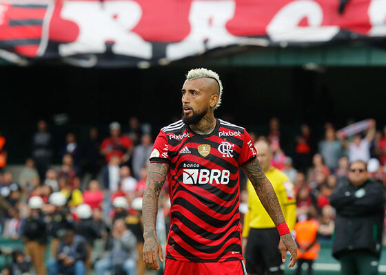 vidal-rebate-declaracao-de-mbappe,-astro-da-franca