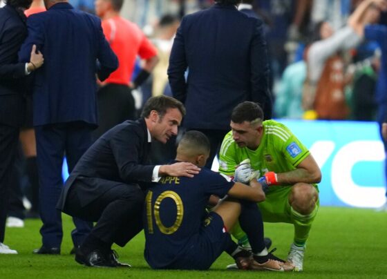 macron-vira-alvo-de-criticas-por-comportamento-constrangedor-na-final-da-copa-do-mundo