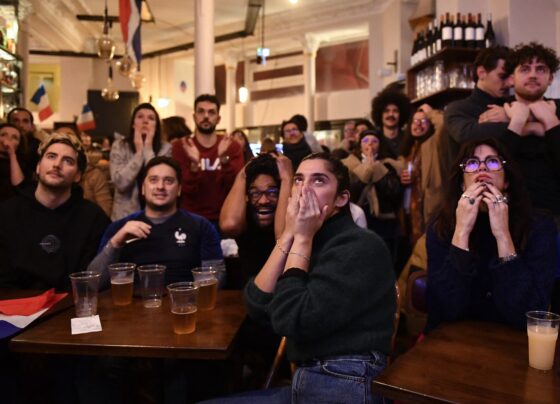 times-da-franca,-croacia-e-marrocos-sao-recebidos-e-aplaudidos-por-seus-torcedores