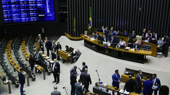 PEC do estouro prevê distribuição de orçamento secreto entre deputados e senadores