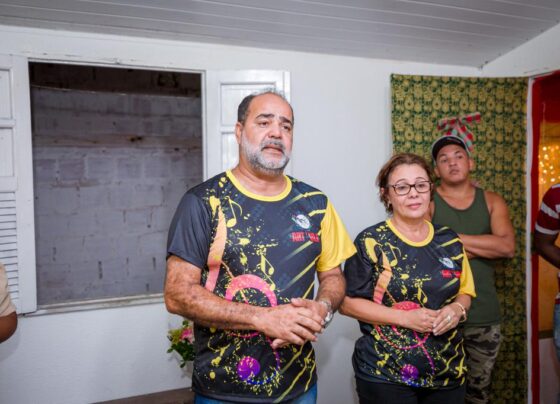 prefeito-visita-o-encanto-de-natal-em-vila-de-abrantes