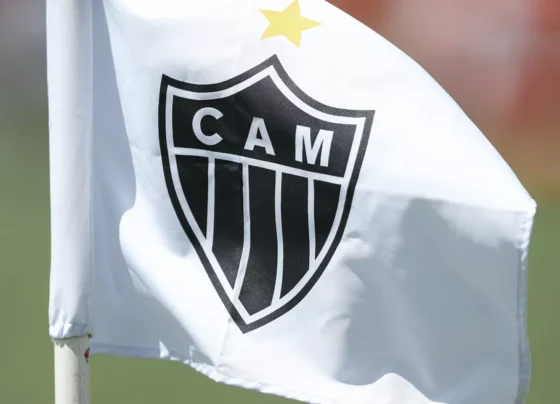 tecnico-rejeitou-o-galo-para-ganhar-salario-de-fenomeno