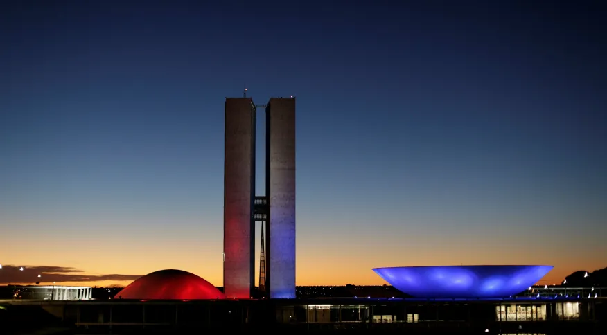 Banalização de CPIs prejudica discussões importantes no Congresso, diz professor