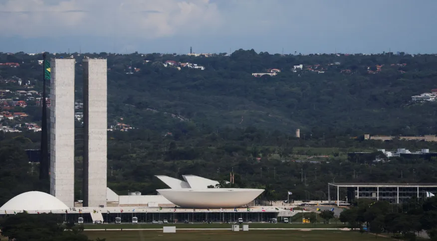 Número de CPIs atrapalha agenda propositiva e articulação do governo, avaliam especialistas