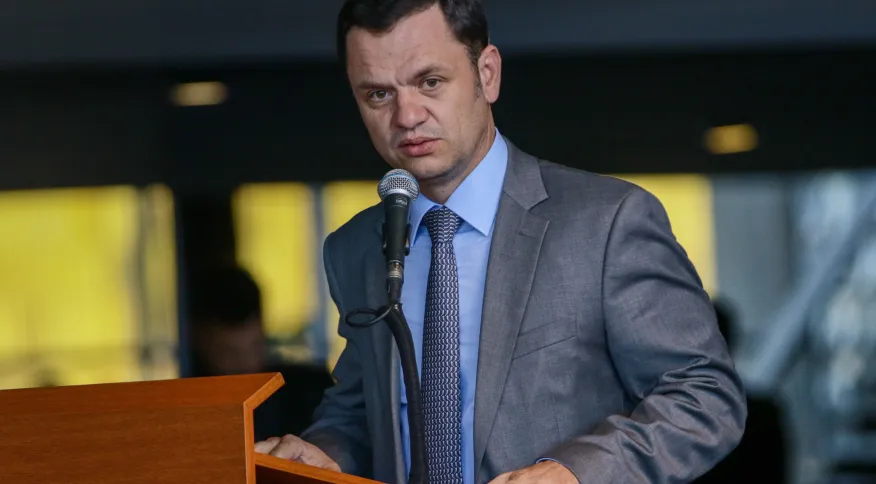 Torres confirma à CNN presença na CPMI; defesa diz que ex-ministro irá “expor a verdade”