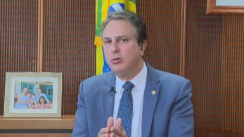 Projeto do novo Fies quer resolver inadimplência e deve ser apresentado ainda este mês, diz ministro à CNN
