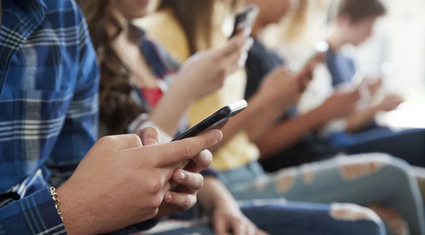 Holanda proíbe telefones celulares e outros eletrônicos das salas de aula a partir do próximo ano
