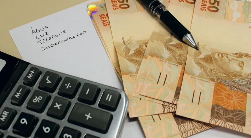 Governo anuncia bloqueio adicional de R$ 1,5 bilhão no orçamento