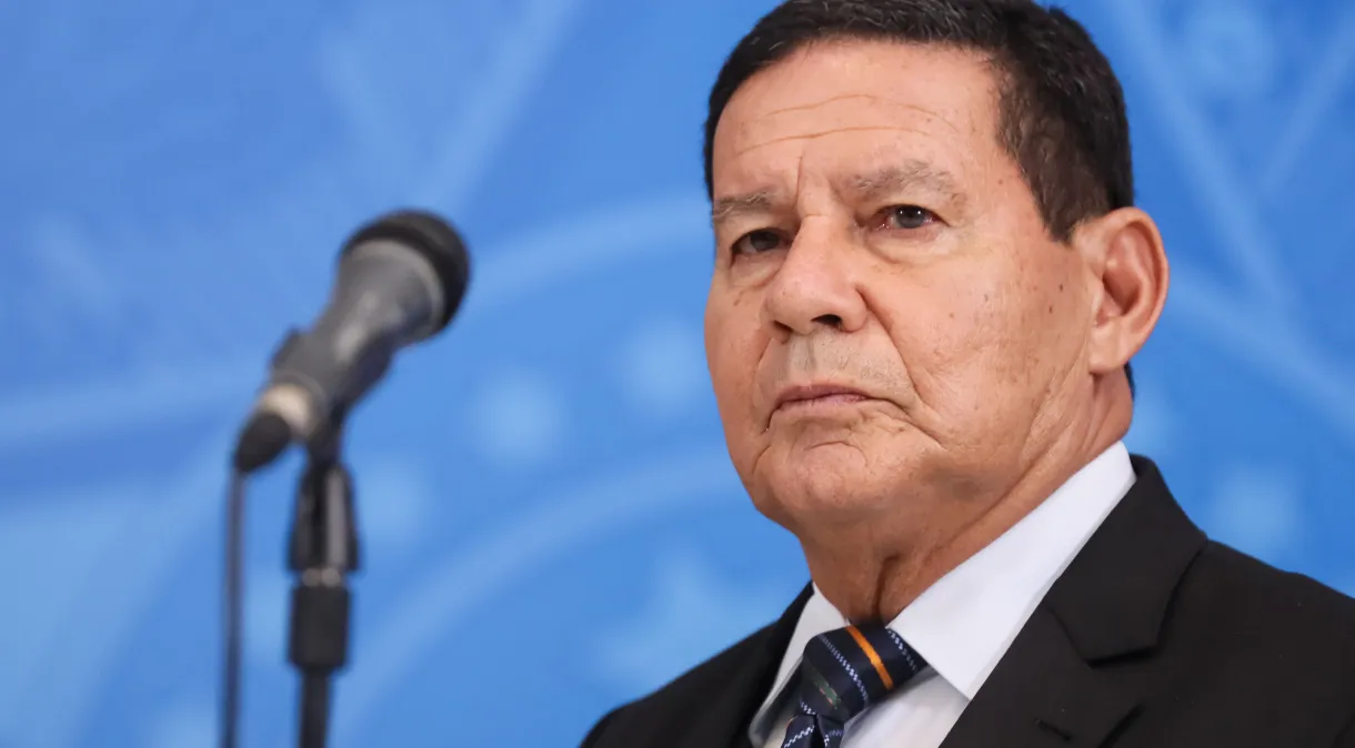 Vice de Bolsonaro, Mourão diz não acreditar que ex-presidente tentou plano golpista
