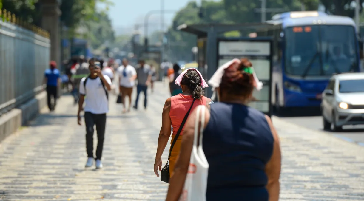 Calor: no Rio, sensação térmica volta a passar dos 50 graus