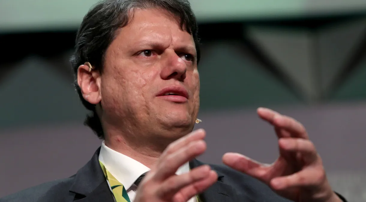 Escolas terão gerador para garantir o Enem em SP, diz Tarcísio de Freitas à CNN