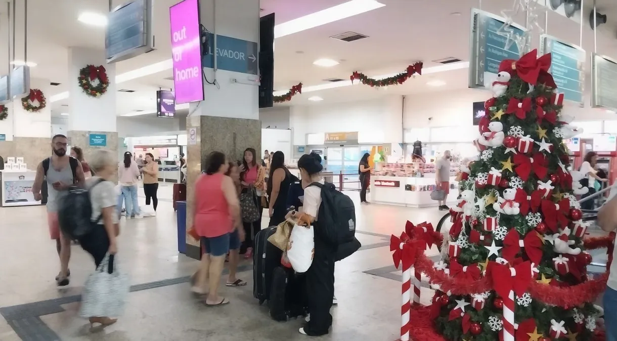 Mais de um milhão de passageiros devem passar por Rodoviária do Rio e Galeão no recesso de fim de ano