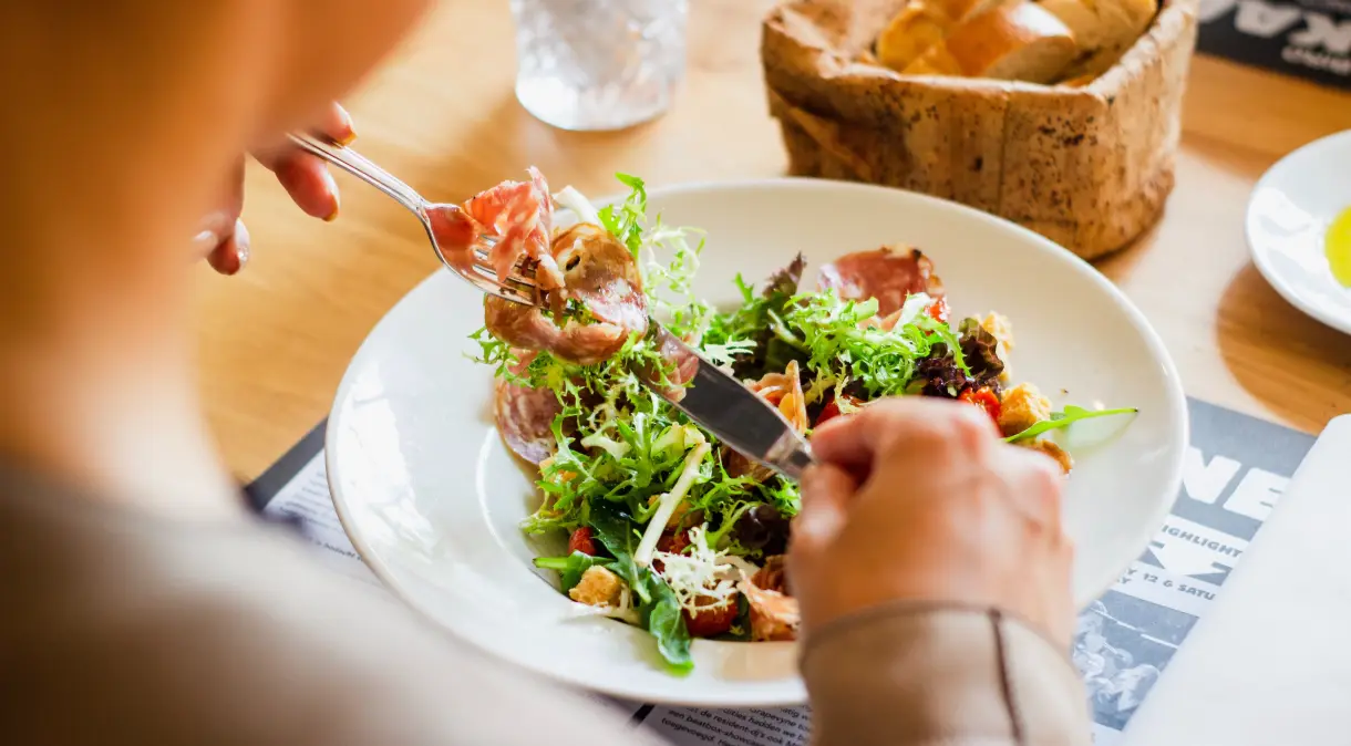 O que comer no verão? Veja dicas para se alimentar bem na estação