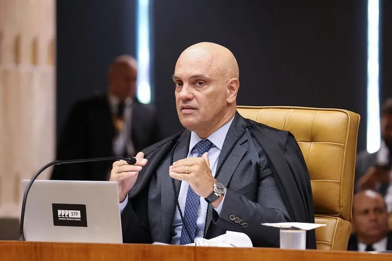 OAB pede que Moraes reveja decisão que impede advogados de operação contra bolsonaristas de se comunicarem entre si