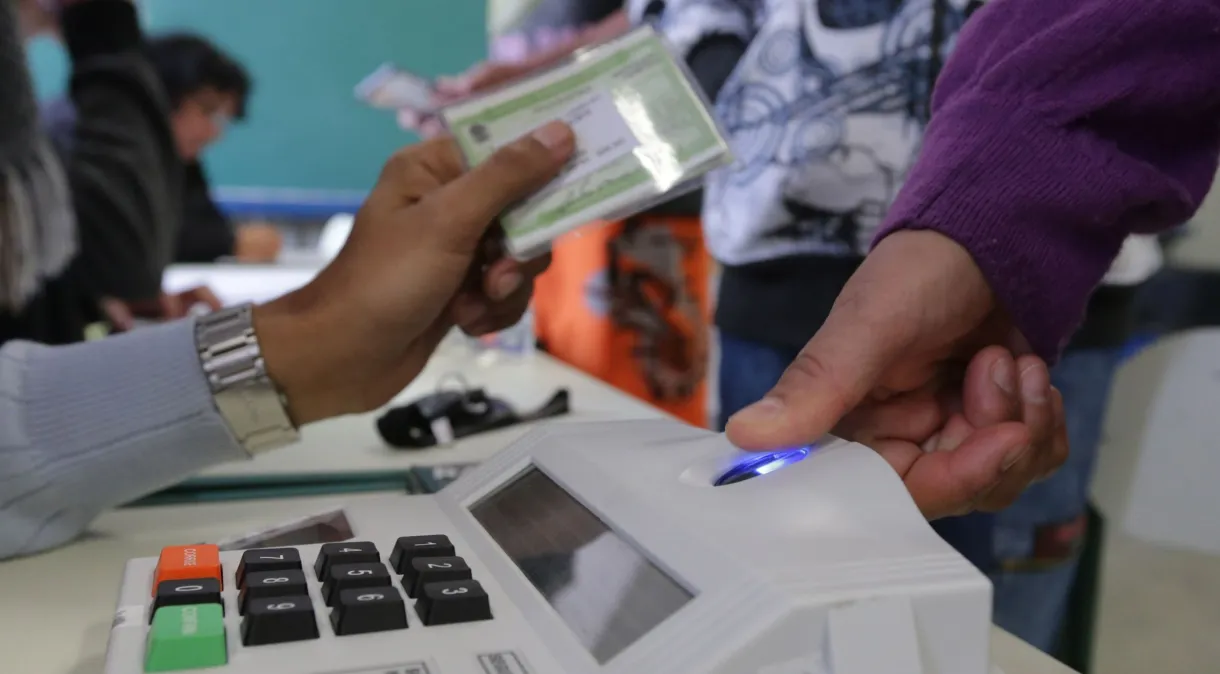 TRE-RJ pretende cadastrar a biometria de 4,3 milhões de eleitores em 100 dias