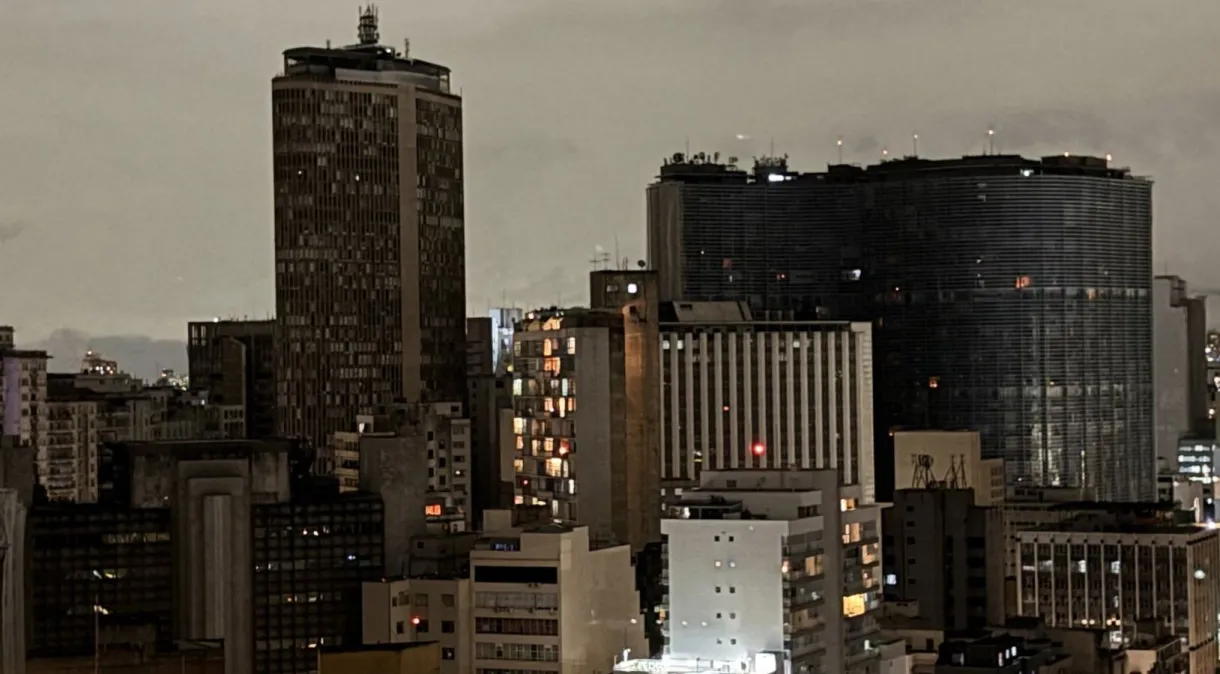 Centro de SP sofre novo apagão; Copan e Edifício Itália ficam às escuras