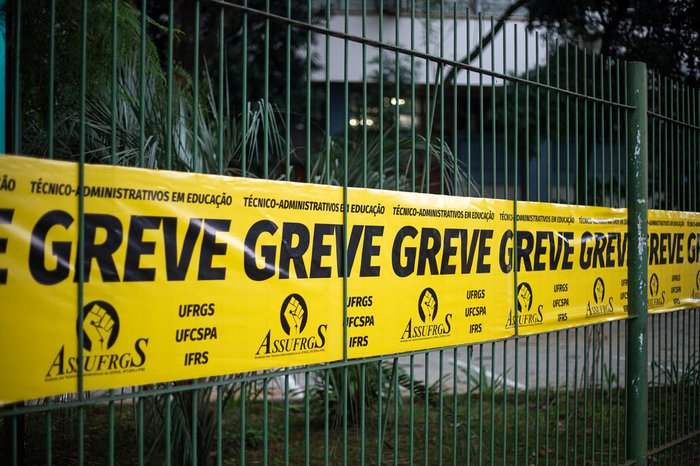 Greve nas universidades e institutos federais deixa alunos sob a incerteza de impactos na rotina e nos planos