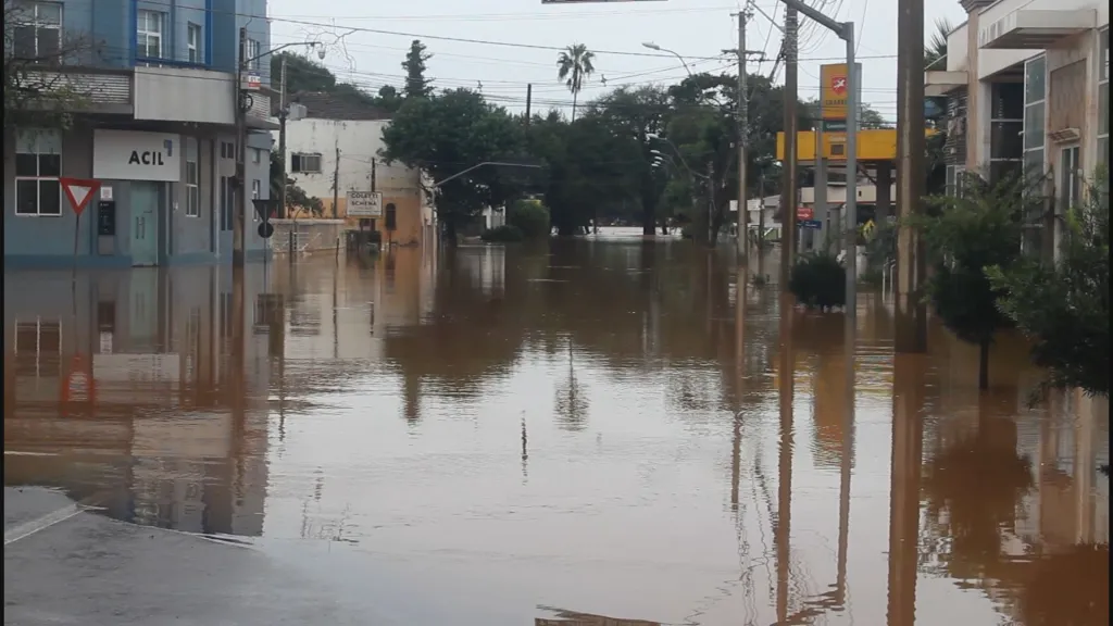 Governo anunciará linha de crédito de R$ 10 bilhões para indústria no RS