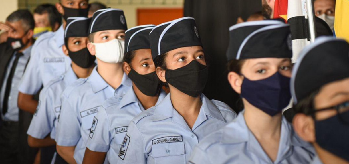 Entenda o projeto sobre escolas cívico-miliares que gerou confusão na Alesp