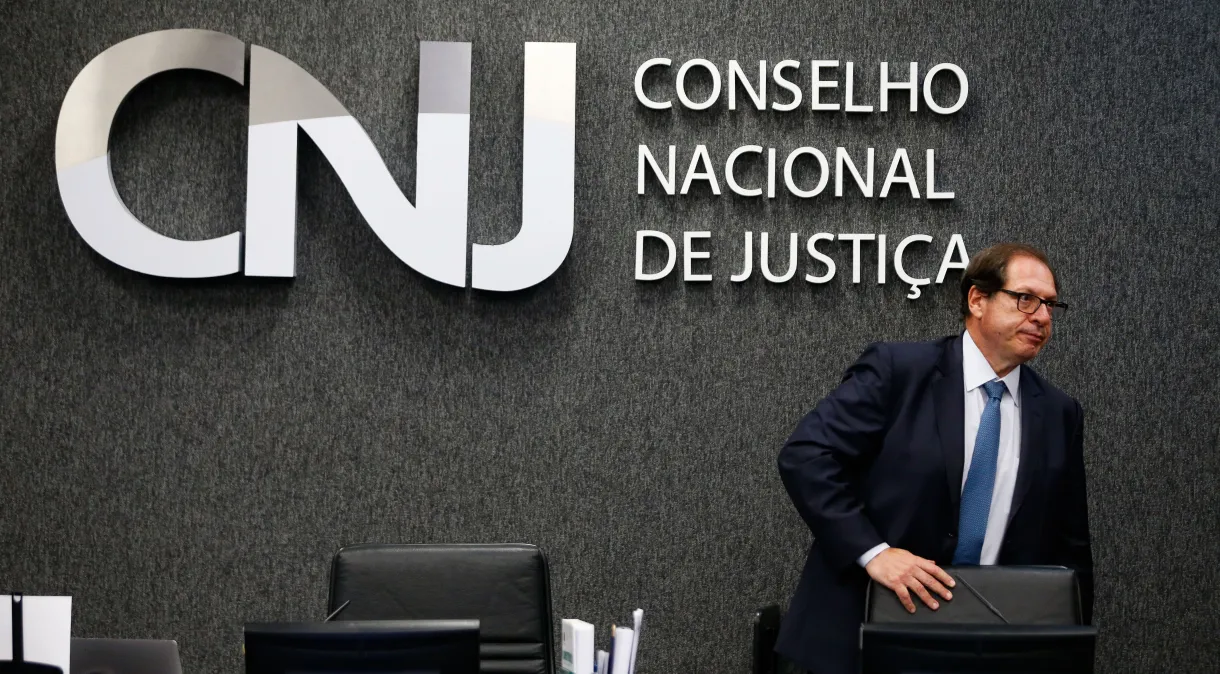 Corregedor rejeita pedido do Novo contra Moraes e nega investigar auxiliares do ministro