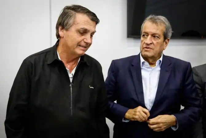 Bolsonaro responde a Moraes que não se encontrou com Valdemar em convenção de Nunes