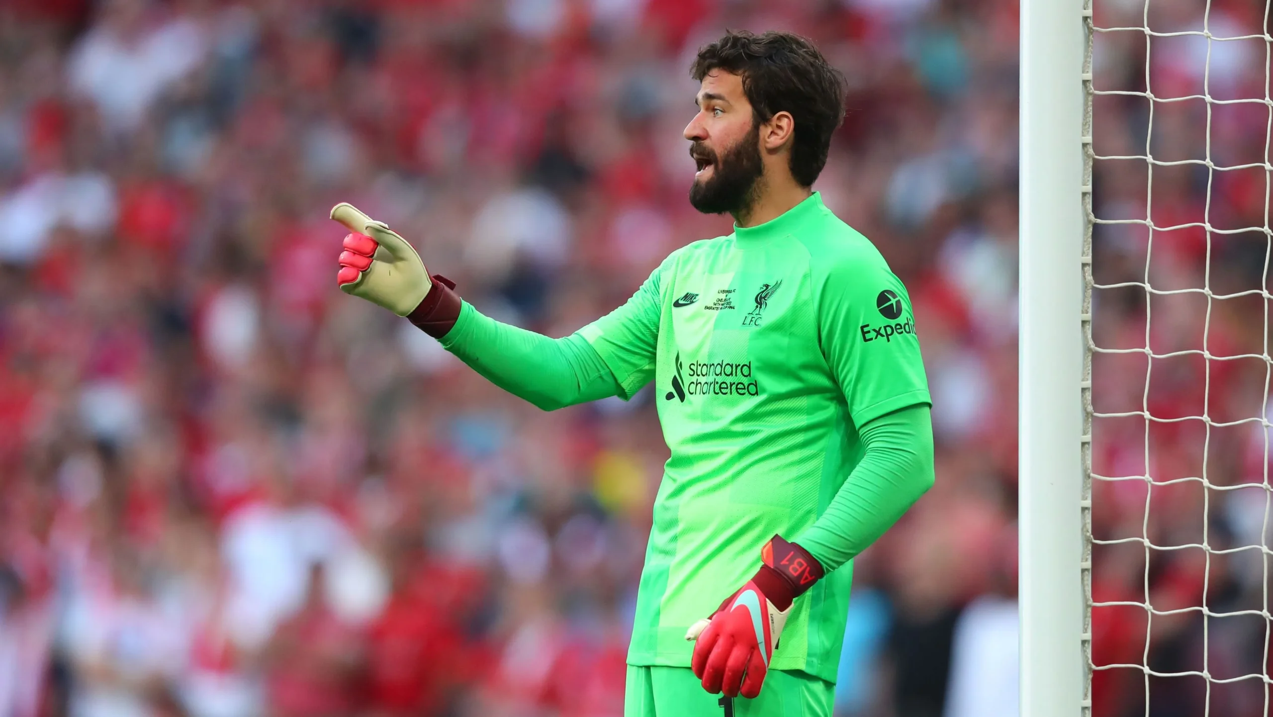 Alisson critica nova Champions League: “Ninguém consulta os jogadores”