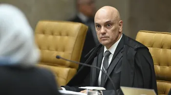 Moraes manda PF analisar explicações do X após investigados burlarem bloqueios