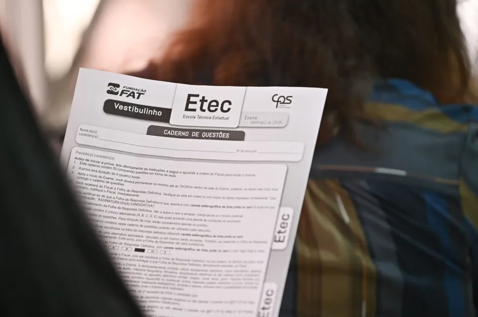 Etec 2025: estudantes já podem pedir redução da taxa de inscrição