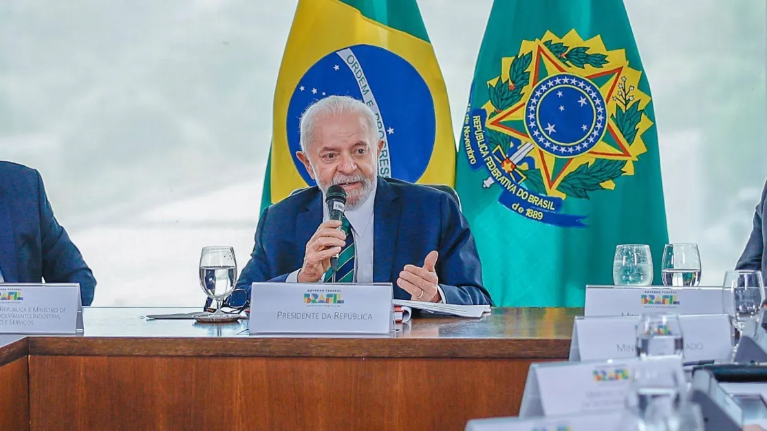 Lula planeja mudar lideranças no Congresso Nacional