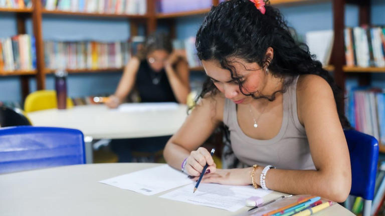 Enem: apenas 10% dos estudantes tiram notas acima de 900 na redação