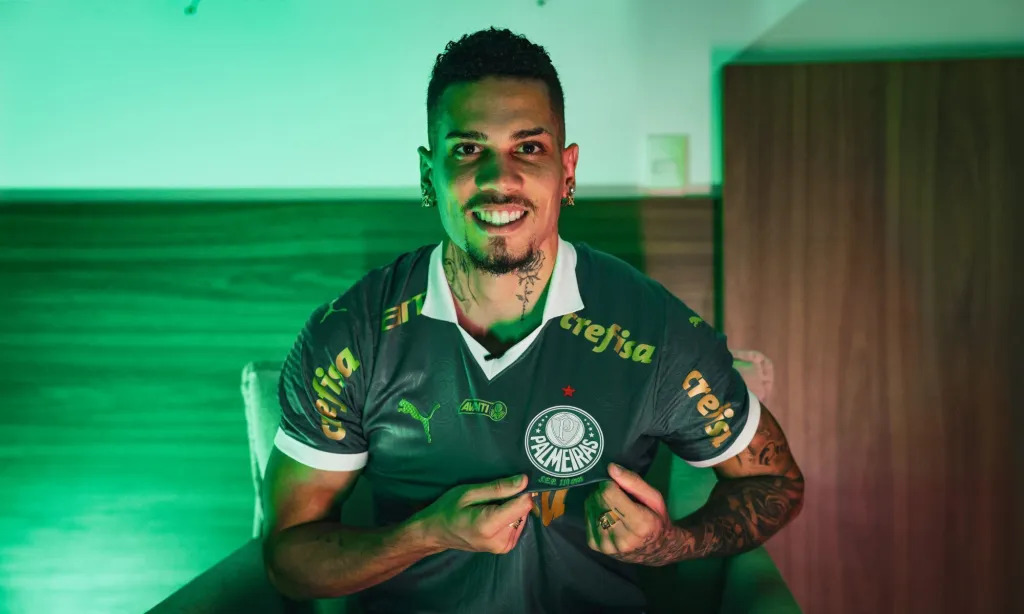 Palmeiras anuncia atacante Paulinho como reforço para 2025