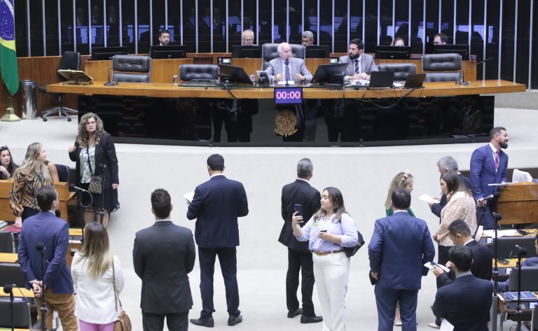 Câmara dos Deputados aprova quatro projetos de segurança pública