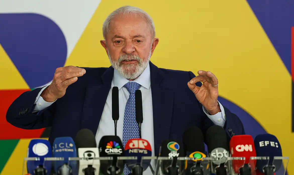 “Neste governo, não haverá irresponsabilidade fiscal”, afirma Lula